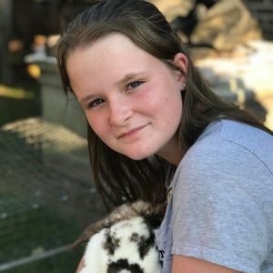 Meet your Posher, Madeline